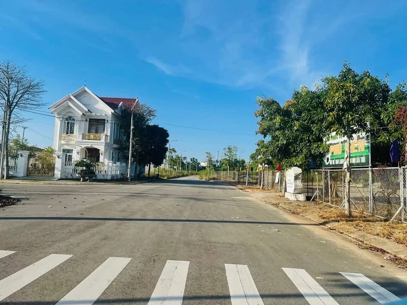 Bán lô đất 110m2 Trung Hoà 1, KDT Hoà Quý, Ngũ Hành Sơn 4,1 tỷ s212