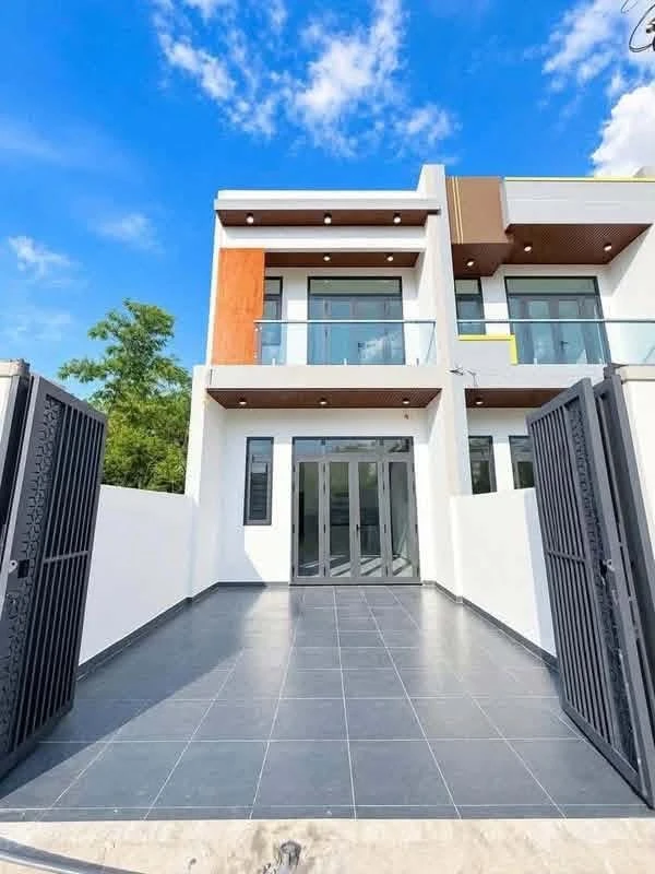 Bán nhà lầu 150m2 sổ riêng, 650 triệu Bình Tân - Ảnh 1
