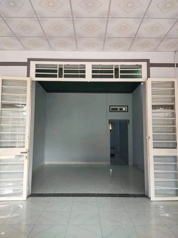 Bán nhà 2 phòng 140m² ở Long Trung Hoà Thành, 680 triệu