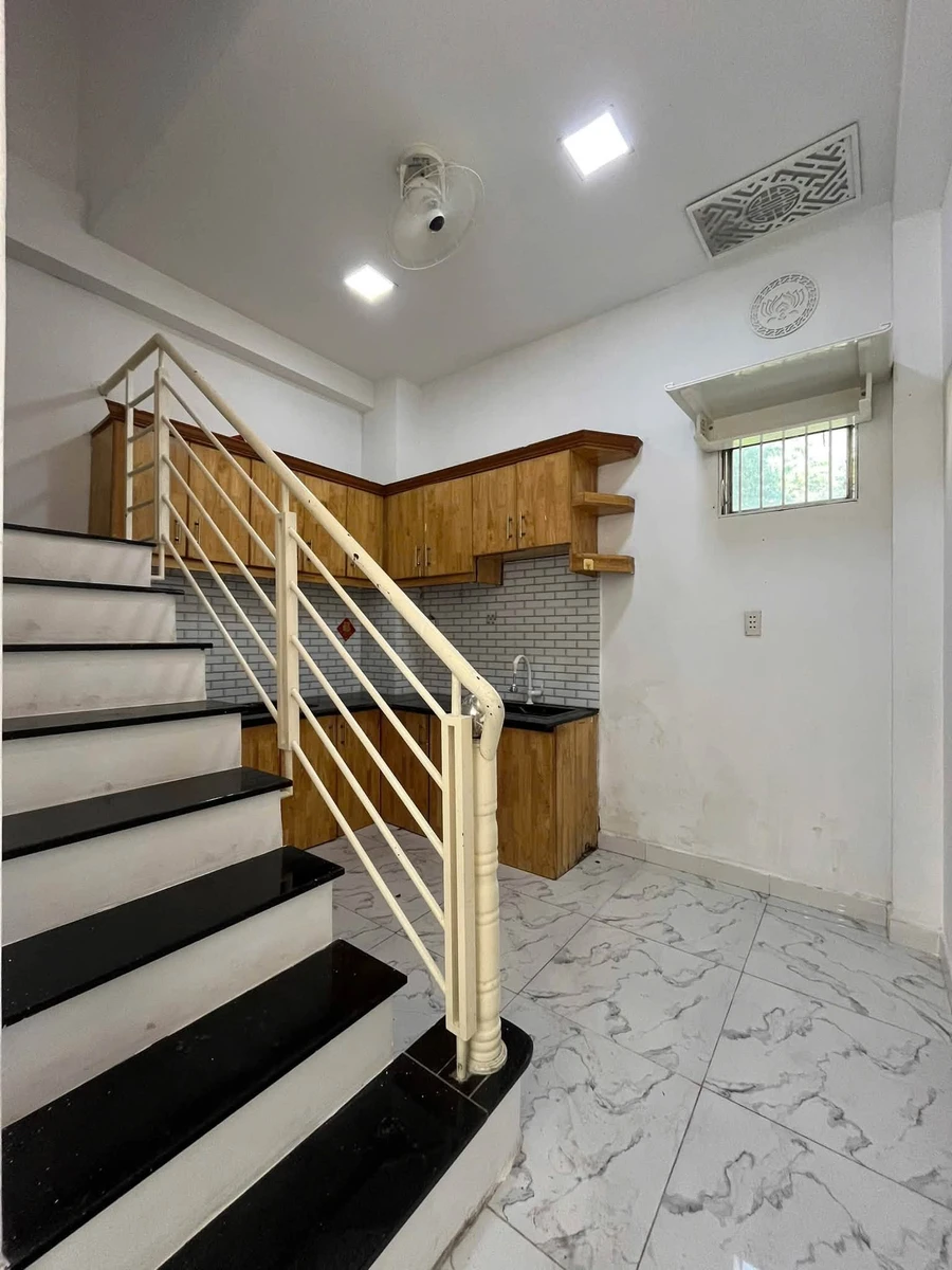 Bán nhà 4x9 trệt 2 lầu đường 26/3 Tân Phú 3 tỷ - Ảnh thu nhỏ 3