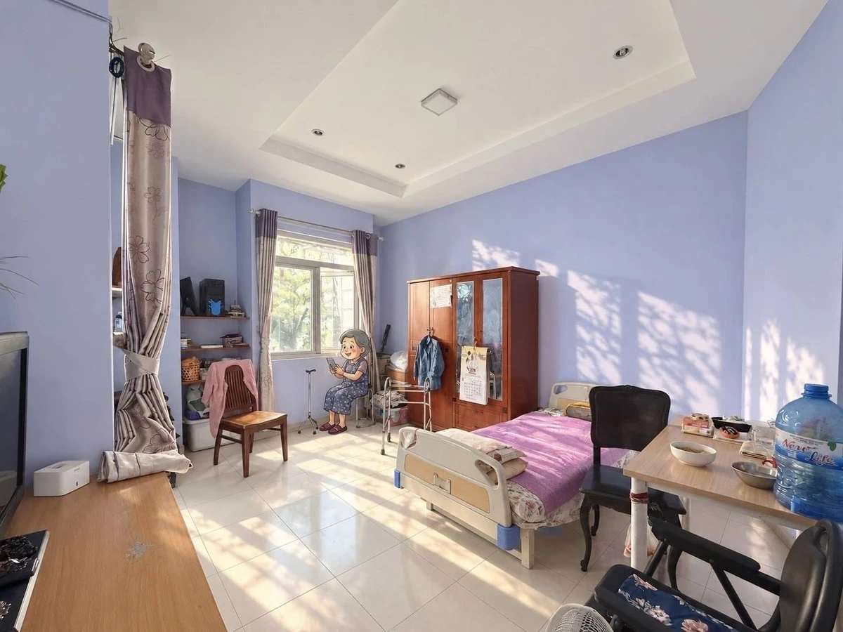 Bán nhà 4 tầng hẻm xe tải gần chợ Bà Chiểu, 88m², ngang 6m, giá hơn 14 tỷ - Ảnh thu nhỏ 2