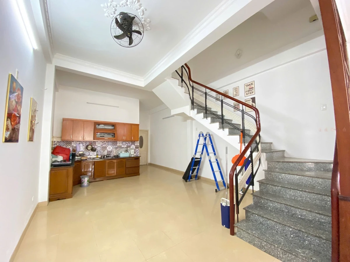 Bán nhà 3 tầng 114m² đường Thế Lữ, Sơn Trà, Đà Nẵng giá 10,5 tỷ - Ảnh thu nhỏ 2