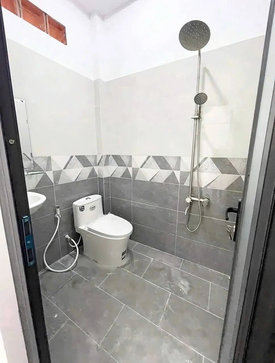 Bán nhà 3PN + sân ô tô, 130m², 500 triệu, Tân Phú - Ảnh thu nhỏ 5