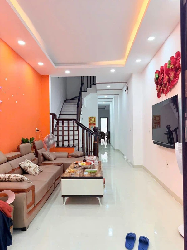 Bán nhà 4 tầng 236.8m² Đặng Huy Trứ 7.5 tỷ
