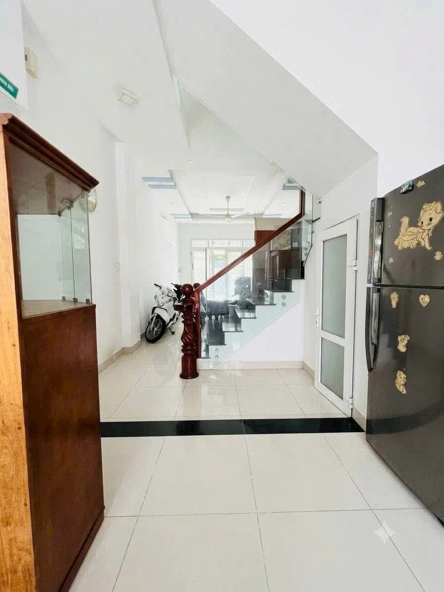 Bán nhà 3 tầng 66 m² Tân Bình gần Trường Chinh 8 tỷ - Ảnh thu nhỏ 4
