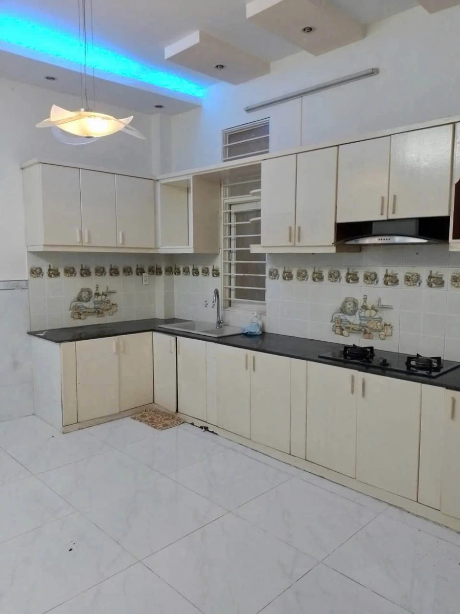 Bán nhà 2 tầng 60m2 gần chợ Bà Chiểu, Quận 4 - Ảnh thu nhỏ 4