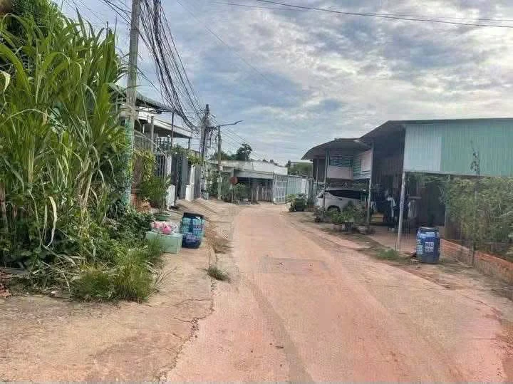 Bán nhà cấp 4 Bến Cát 140m² 2 phòng ngủ - Ảnh thu nhỏ 4