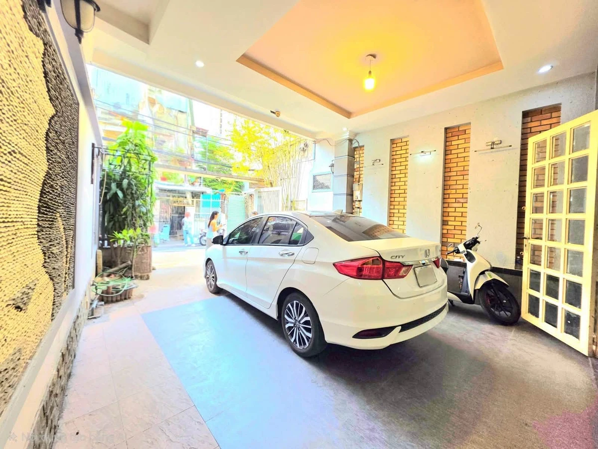 Bán nhà hẻm xe hơi 135m2, 3 tầng 5PN, Tân Bình, giá 20,1 tỷ - Ảnh thu nhỏ 2