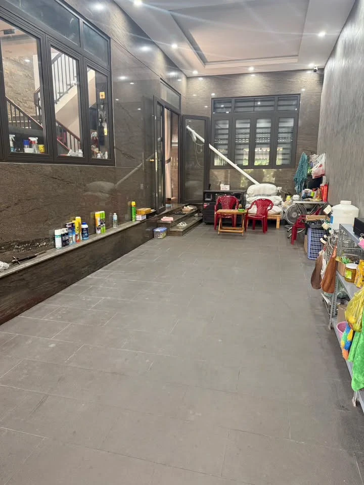 Bán biệt thự 200m² 4 phòng Tân Phú - 7,9 tỷ - Ảnh thu nhỏ 3