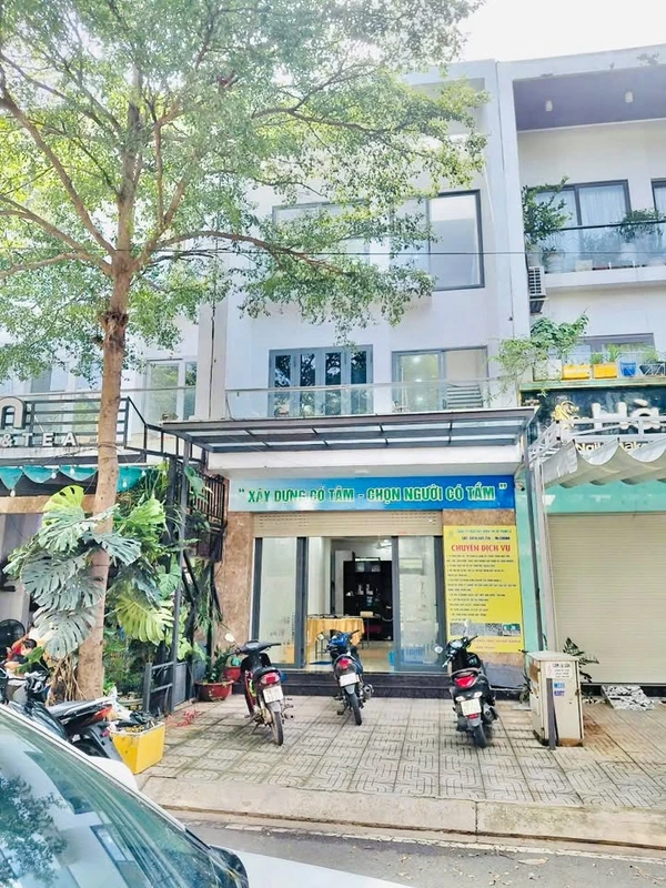 Bán nhà phố 4 phòng ngủ 159m2 Tam Hiệp Biên Hoà
