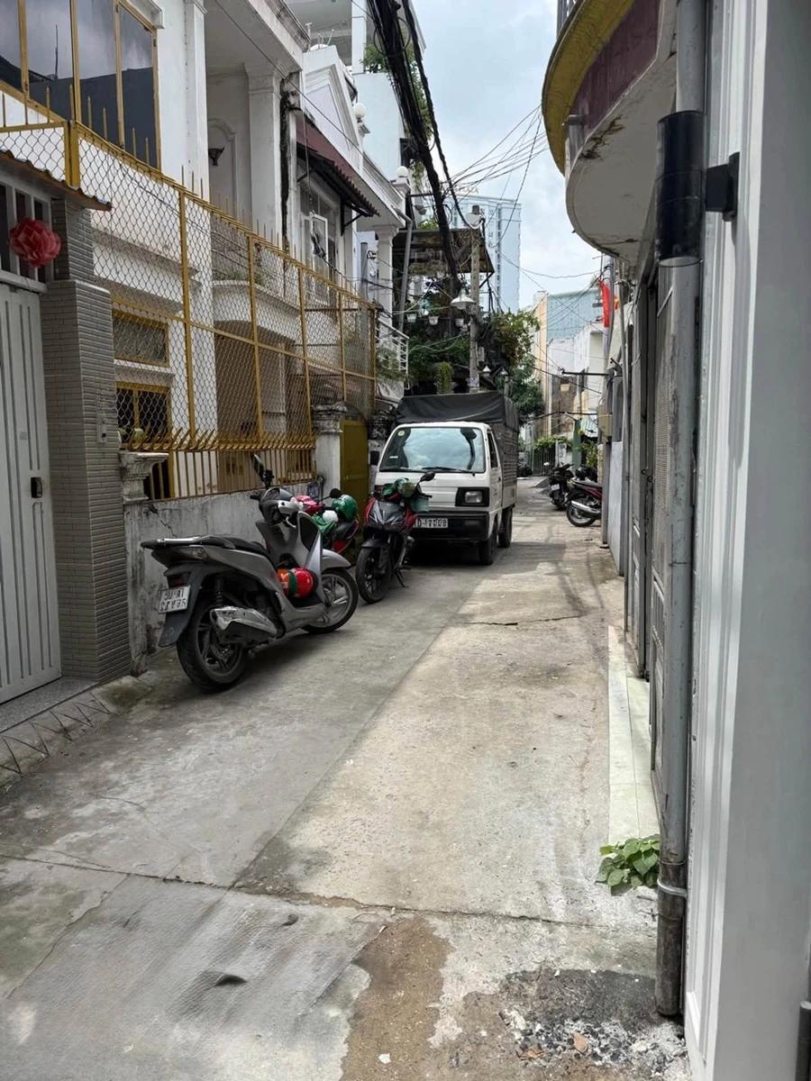 Bán nhà hẻm xe van 3 tầng 21m² đường Nguyễn Xí, Bình Thạnh - Ảnh 1