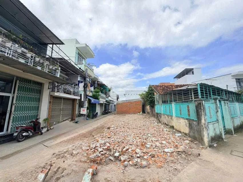 Bán đất nền hẻm ô tô 61.8 m² Nha Trang 1.99 tỷ - Ảnh thu nhỏ 4