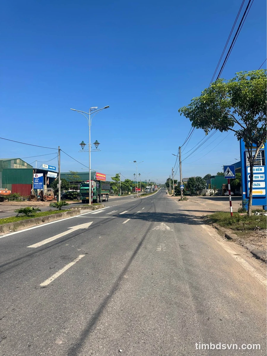 Bán lô đất mặt tiền Trần Bình Trọng 150m2, giá 1 tỷ 100 triệu - Ảnh 1