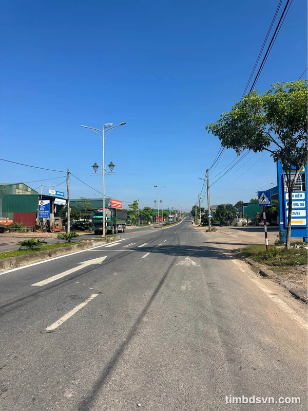 Bán lô đất mặt tiền Trần Bình Trọng 150m2, giá 1 tỷ 100 triệu