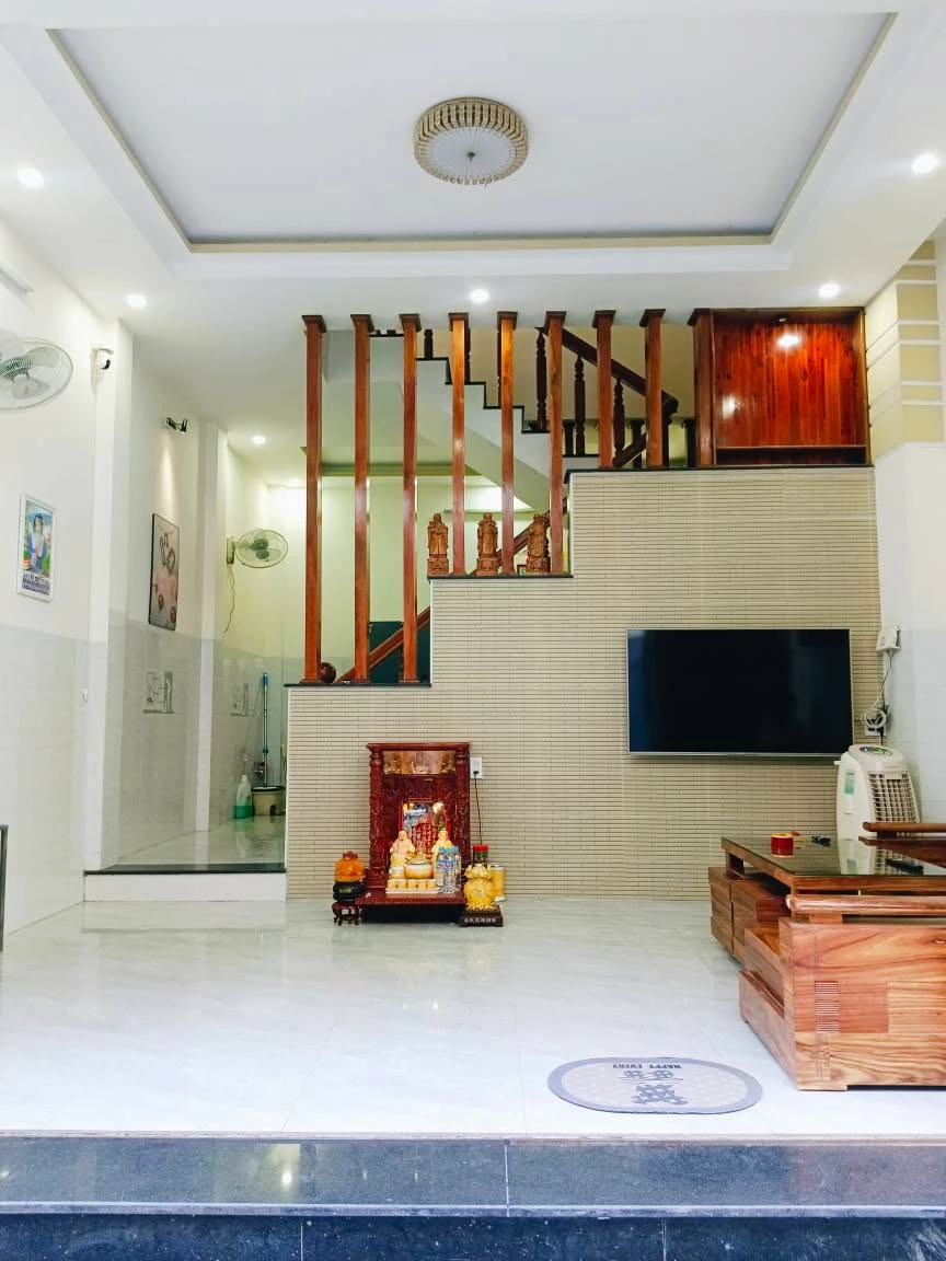 Nhà 3 tầng 38m² Quận 12 giá 2 tỷ 450 - Ảnh thu nhỏ 2
