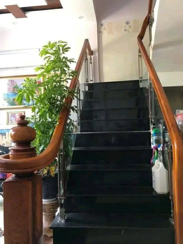 Bán nhà 2 tầng mặt tiền 54m2 Quy Nhơn, giá 2 tỷ