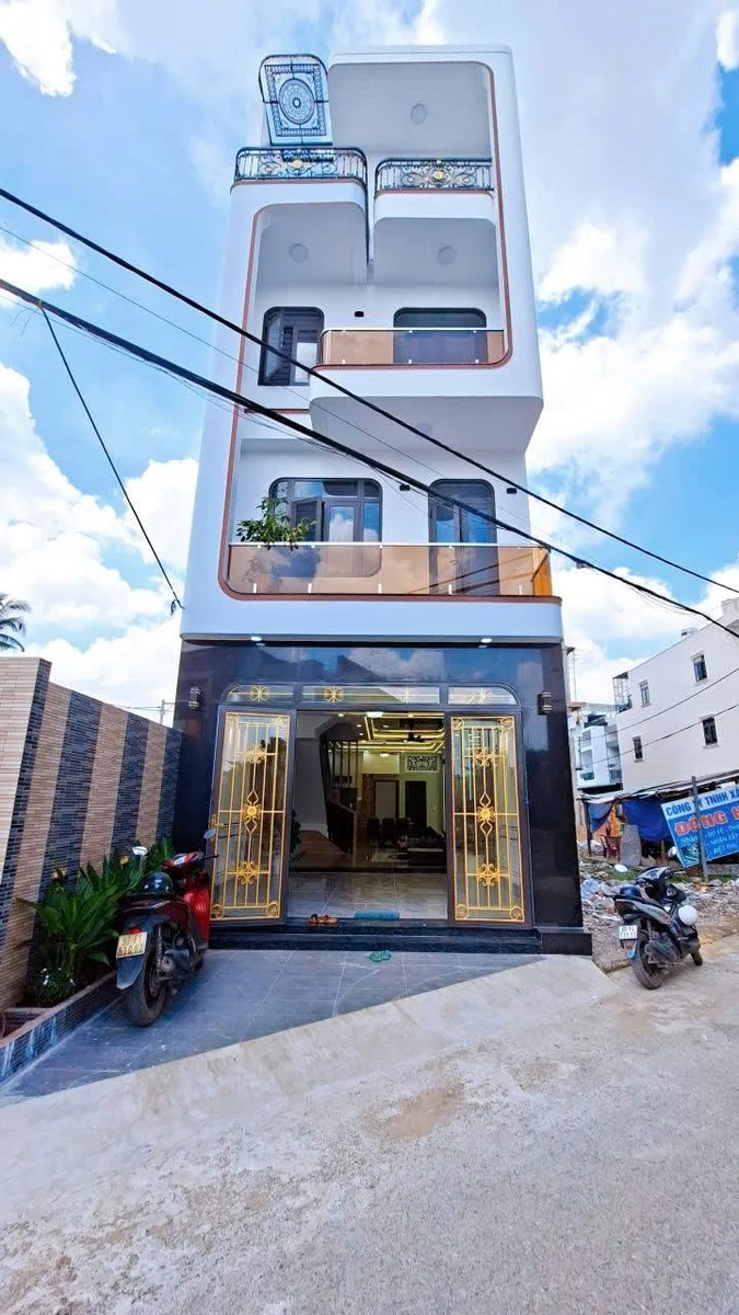 Bán nhà 5 tỷ, 90m2, 5 PN, Phường Biên Hòa - Ảnh 1