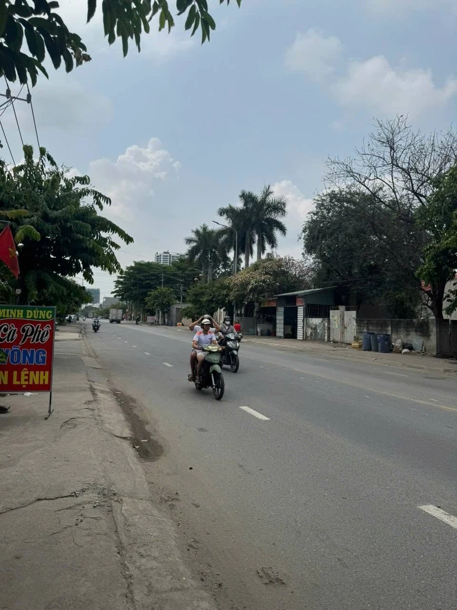 Bán lô đất mặt tiền ĐT743 2599m2 có dãy trọ 20 phòng, phường Dĩ An, Bình Dương - Ảnh thu nhỏ 2