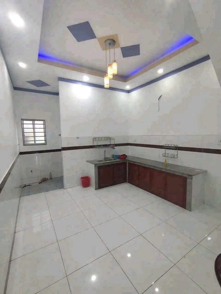 Bán nhà 1 trệt 1 lầu 110m2 sổ hồng, đường ô tô, phường Long Bình Tân, Đồng Nai - Ảnh thu nhỏ 5