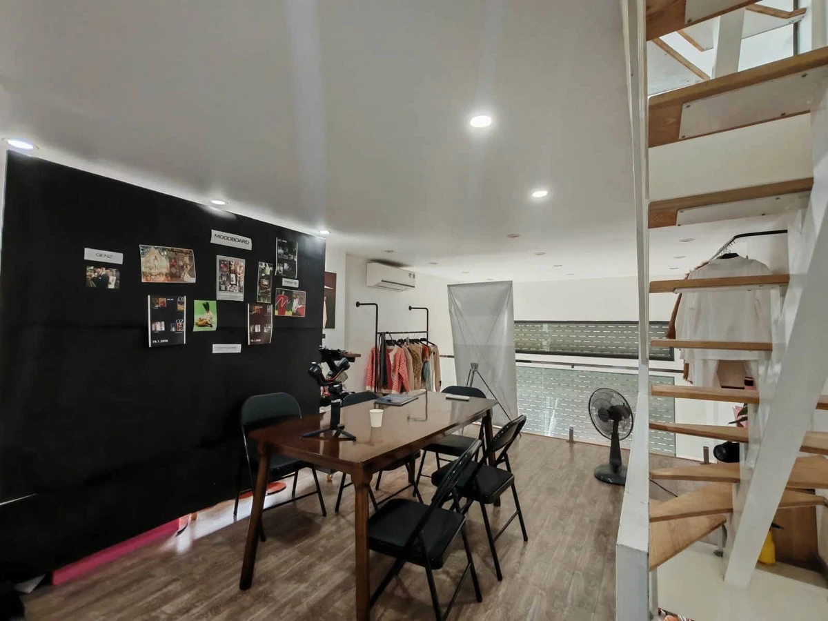 Nhà mặt tiền Nguyễn Chí Thanh, Hải Châu, 28,2m² - 10,8 tỷ - Ảnh thu nhỏ 4