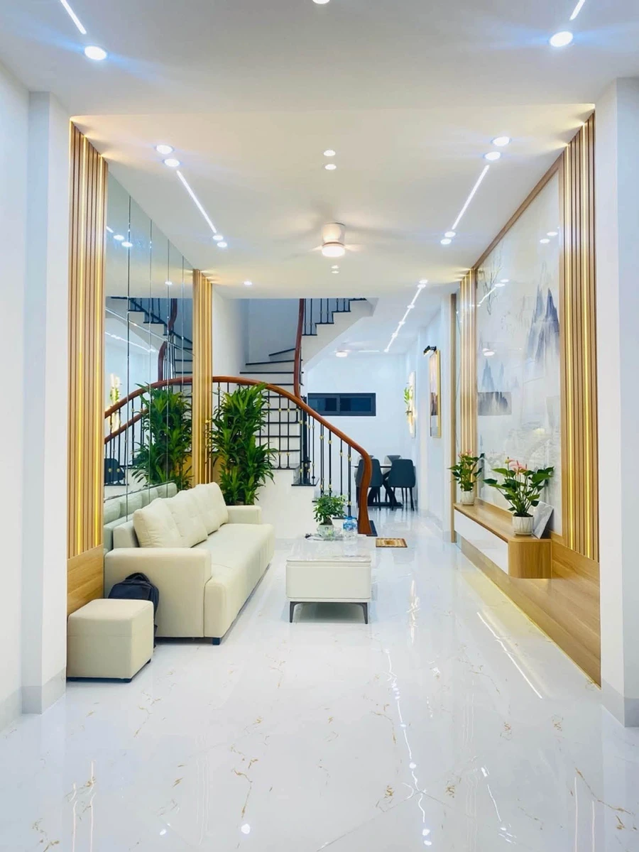 Bán nhà 5 tầng 45m2 mặt tiền 3,2m Bùi Xương Trạch 9,3 tỷ - Ảnh 1