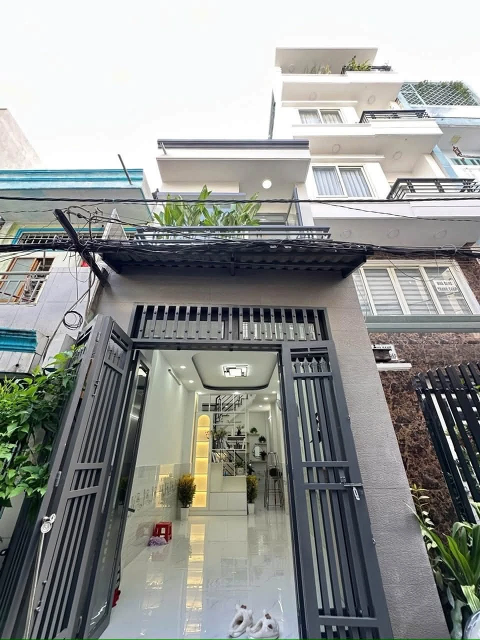Bán nhà mới 2 tầng hẻm xe hơi Lê Văn Quới, Bình Hưng Hòa, 32,55m², giá 3,85 tỷ - Ảnh 1