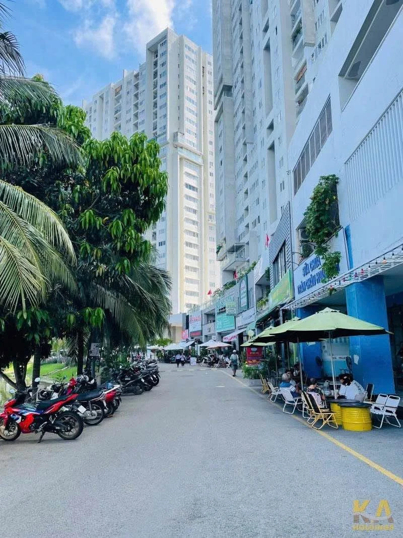 Bán sang shophouse Phoenix C 200m2 view hồ Chí Linh - Ảnh 1