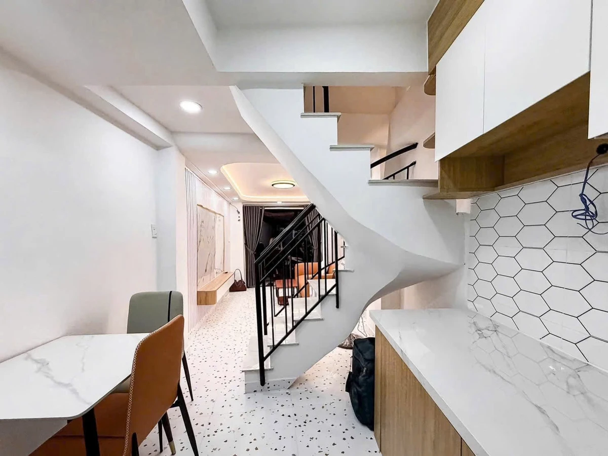 Bán nhà hẻm Xô Viết Nghệ Tĩnh, P.21, Bình Thạnh, 24m2, 3PN, giá 5,1 tỷ - Ảnh thu nhỏ 3