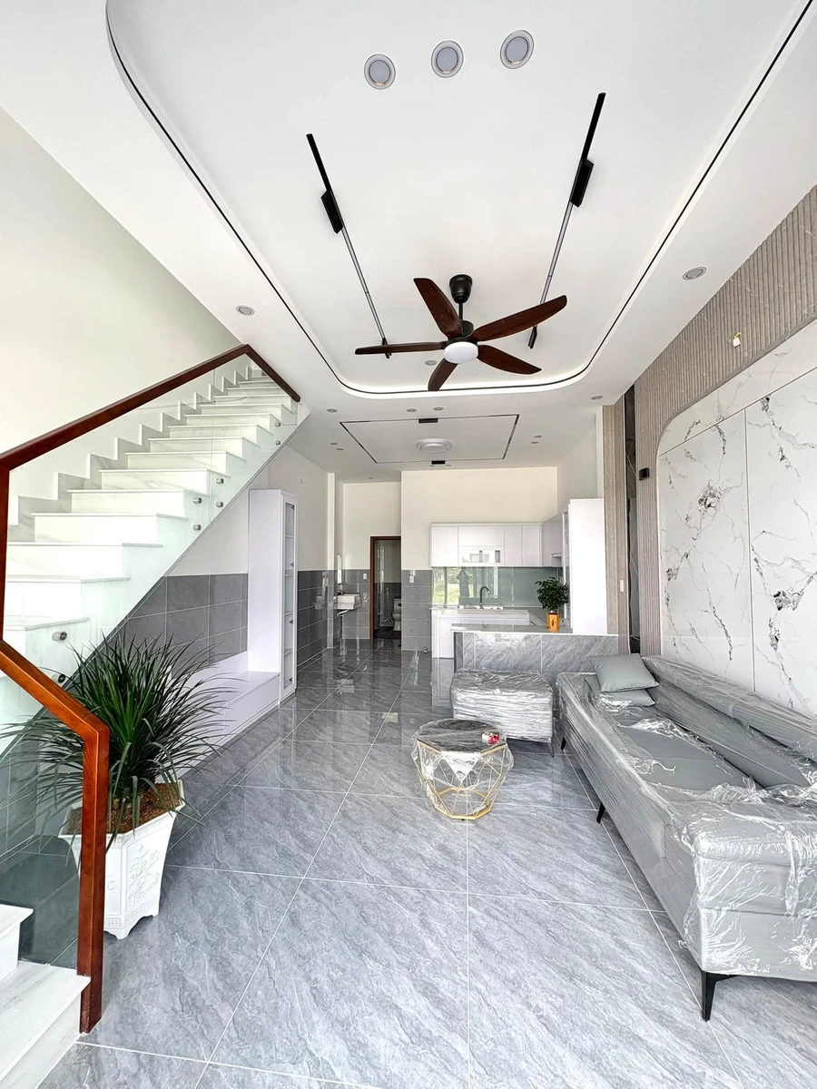 Nhà lầu 3PN 72m² Hương Lộ 15, sổ riêng, có sân ô tô - Ảnh thu nhỏ 4
