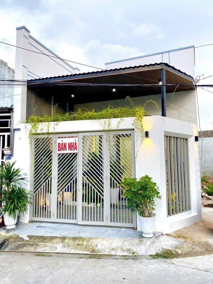 Bán nhà mặt tiền Sương Nguyệt Anh, Rạch Giá, 93m², 2 PN - Ảnh 1