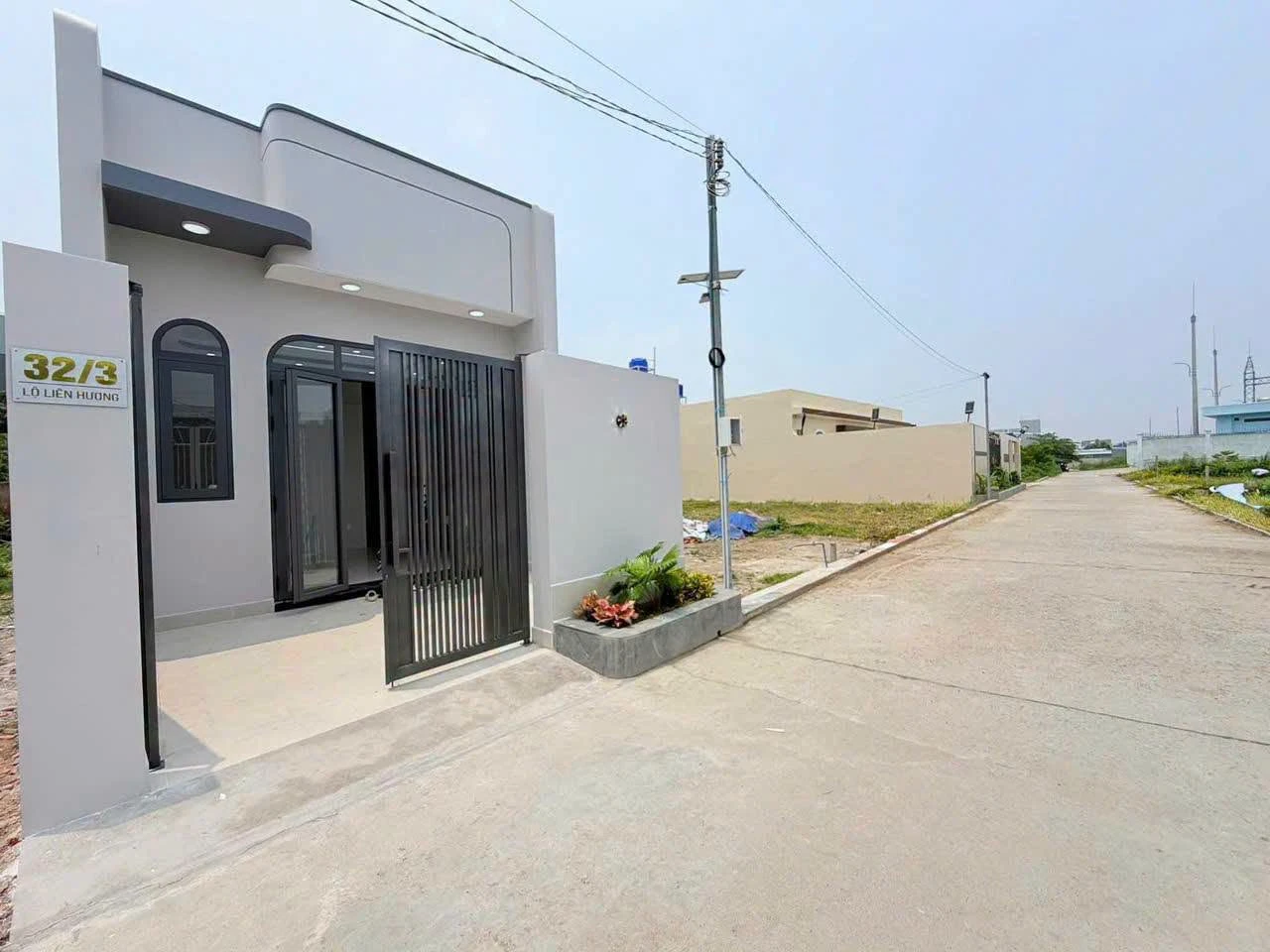 Nhà phố 2PN 110m² giá 1 tỷ 950tr - Rạch Giá - Ảnh 1