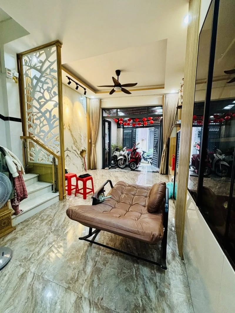 Bán nhà 3 tầng 55m2, 3PN, sát hẻm xe hơi Nguyễn Oanh, Phường 17, Gò Vấp - 6,2 tỷ - Ảnh 1