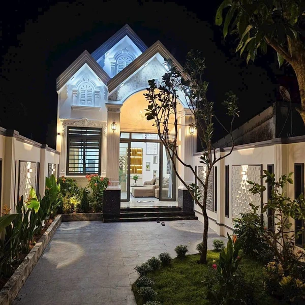 Bán nhà mặt tiền Bến Tre 286,8m² 3 phòng ngủ 3,2 tỷ