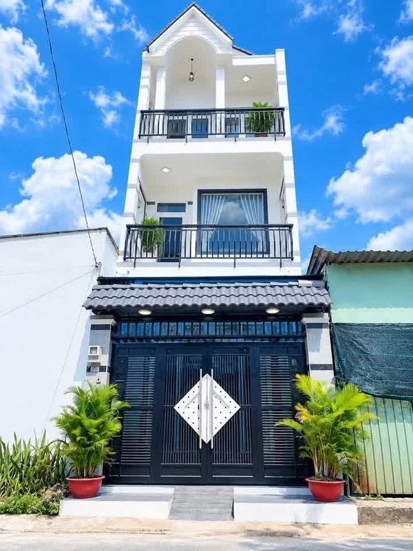 Bán nhà 50m2 2 phòng ngủ 2 tỷ 350 triệu Thành Nhất 4260m2