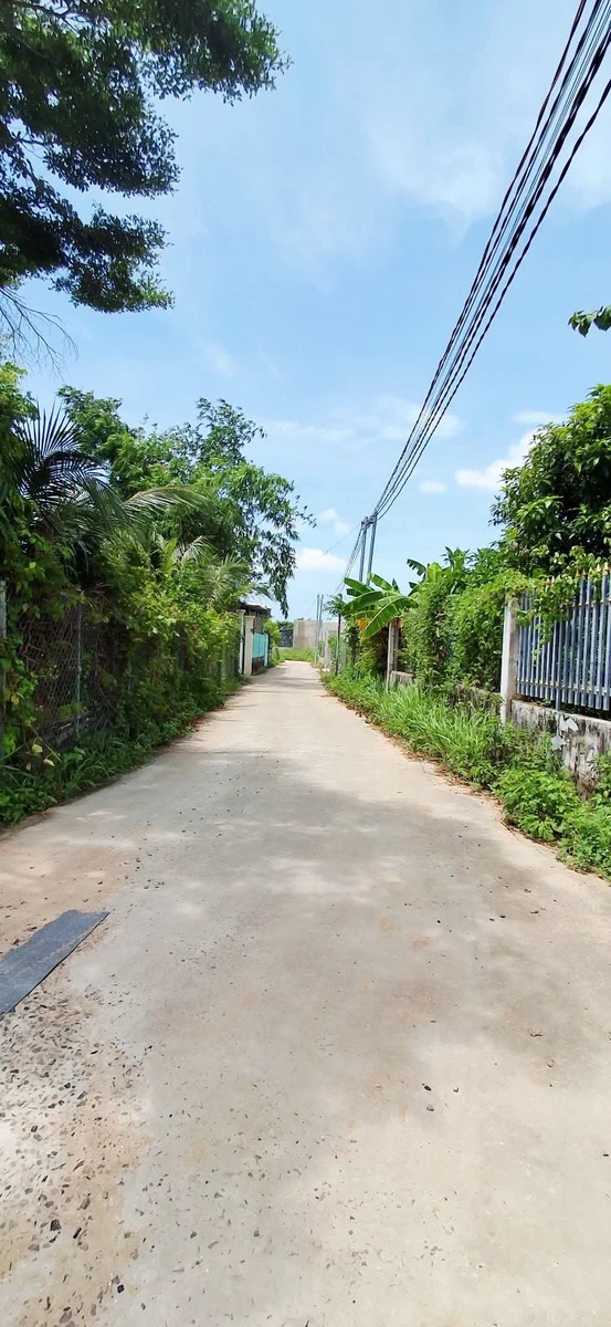 Bán đất thổ cư 100m2 Bình An, Hàm Chính, mặt tiền bê tông ô tô, giá 380 triệu - Ảnh 1