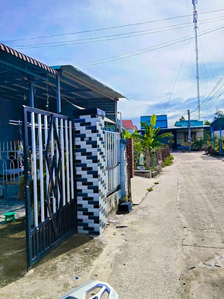 Bán nhà cấp 4 hẻm Lý Thái Tổ Lagi 159m² - Ảnh 1