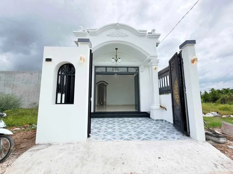 Nhà cấp 4 tân cổ điển 102m2 Cần Giuộc, Long An - 1 tỷ 750 triệu