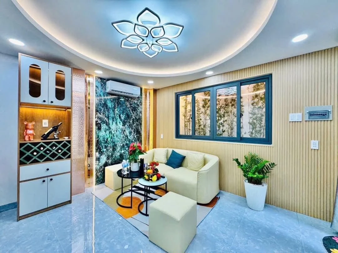 Bán nhà 4 tầng 35m² Bạch Đằng, Bình Thạnh 5.95 tỷ - Ảnh 1
