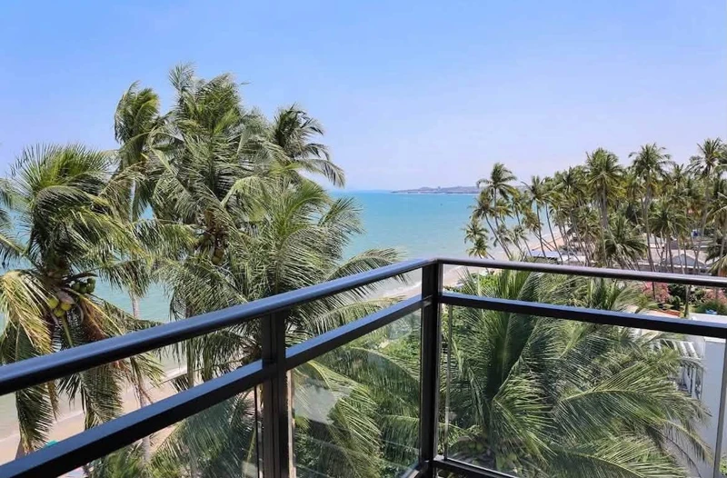 Bán khách sạn 5 tầng 11 phòng ven biển Hàm Tiến - Mũi Né, giá 12 tỷ