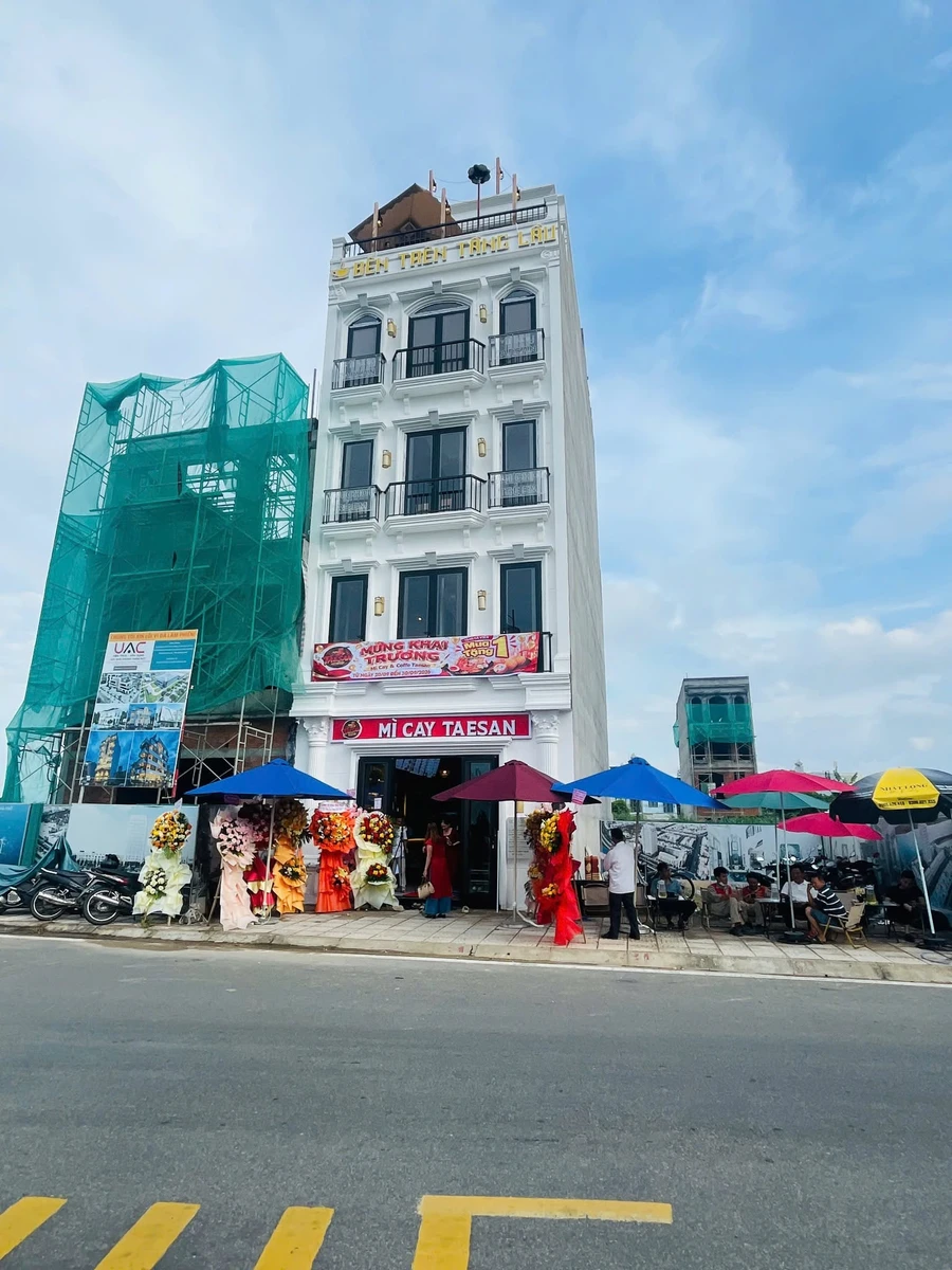 Bán mặt tiền Thành Thái Quảng Ngãi 120m² mặt tiền kinh doanh - Ảnh thu nhỏ 2