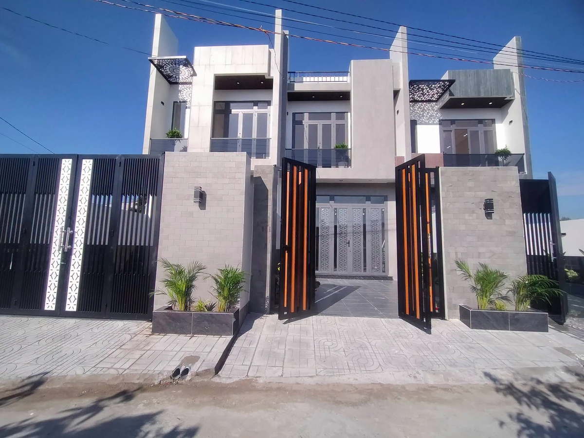 Bán nhà phố 3 PN 110m² Mỹ Hạnh Bắc, 2 tỷ 8 - Ảnh 1