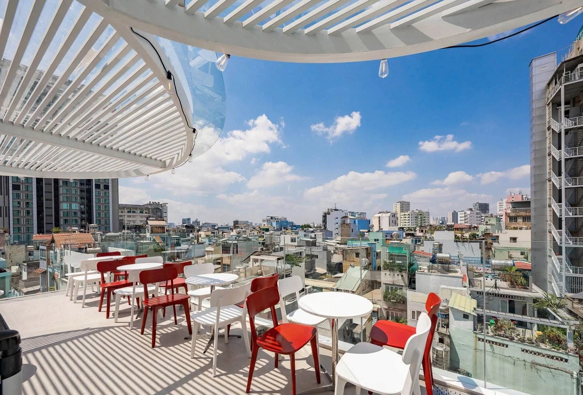 Bán shophouse 67.8m² 2 mặt tiền Trần Hưng Đạo Q1 cho thuê 120tr/tháng - Ảnh thu nhỏ 2