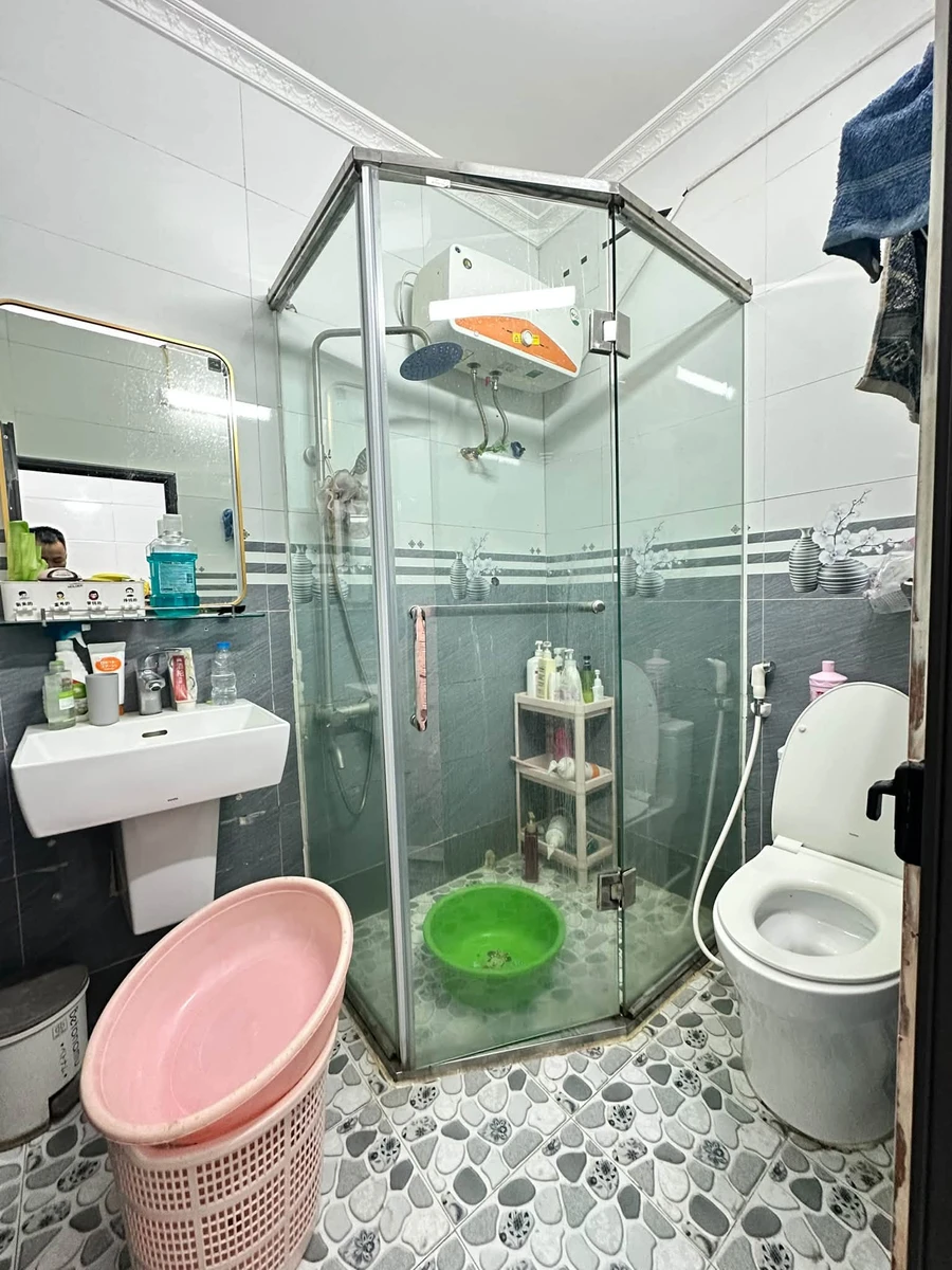 Bán nhà 4 tầng 46m² 3 PN gần A51 Hồ Sen - Ảnh thu nhỏ 4