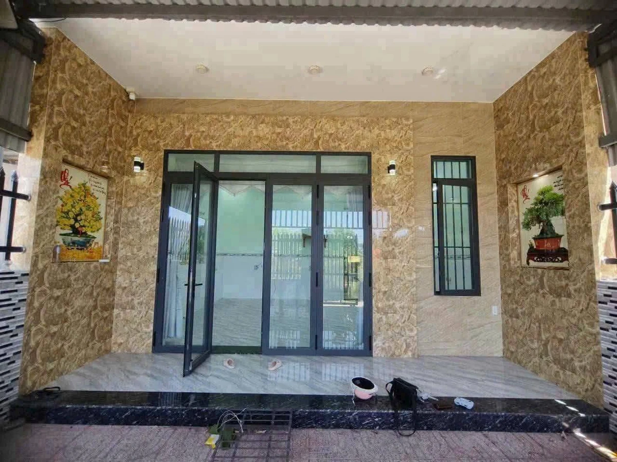 Bán nhà 3 phòng 130m² Long Hải 1.62 tỷ - Ảnh 1