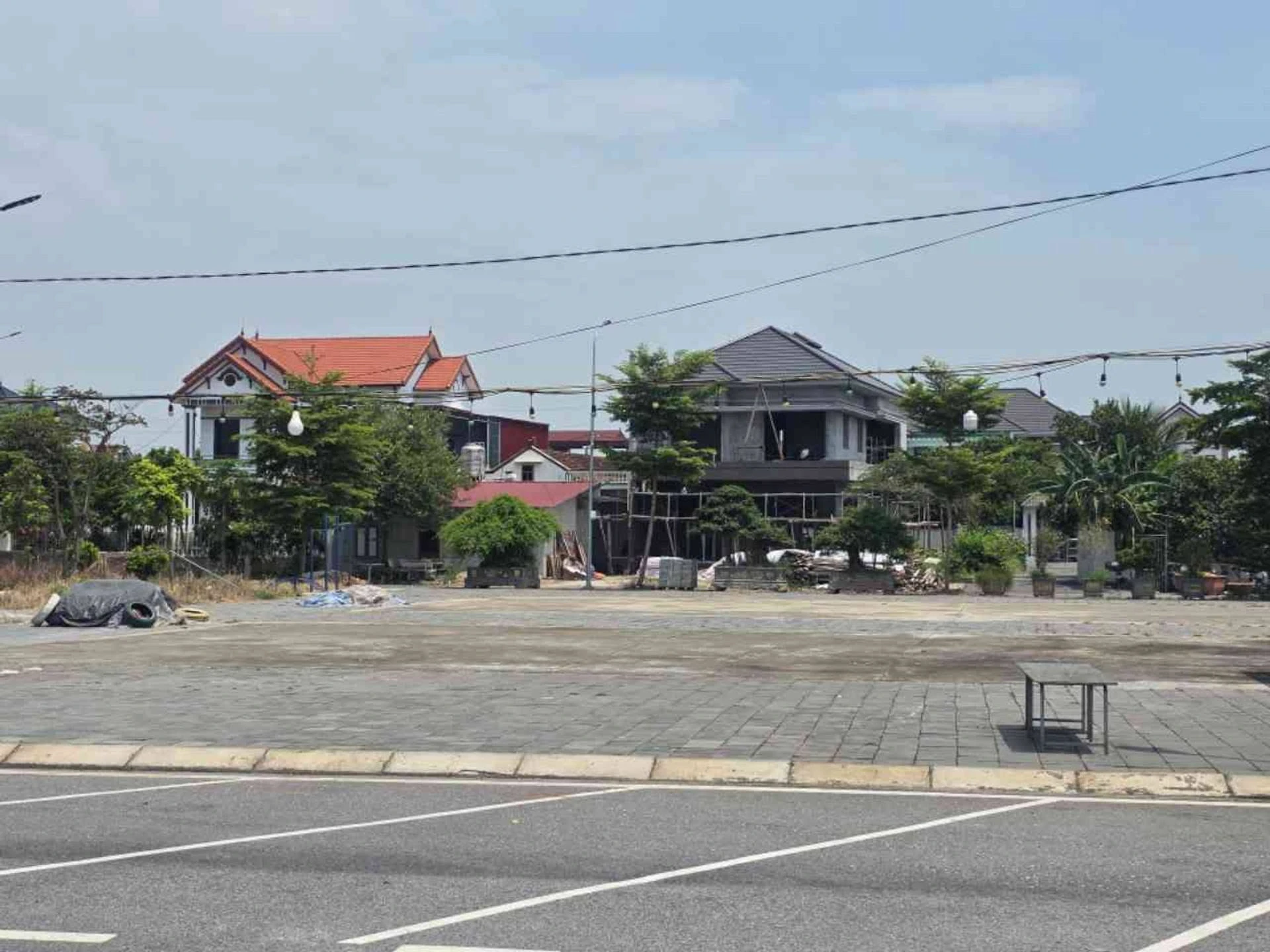 Bán lô đất 95m² Triệu Việt Vương view công viên Bình Chánh - Ảnh 1