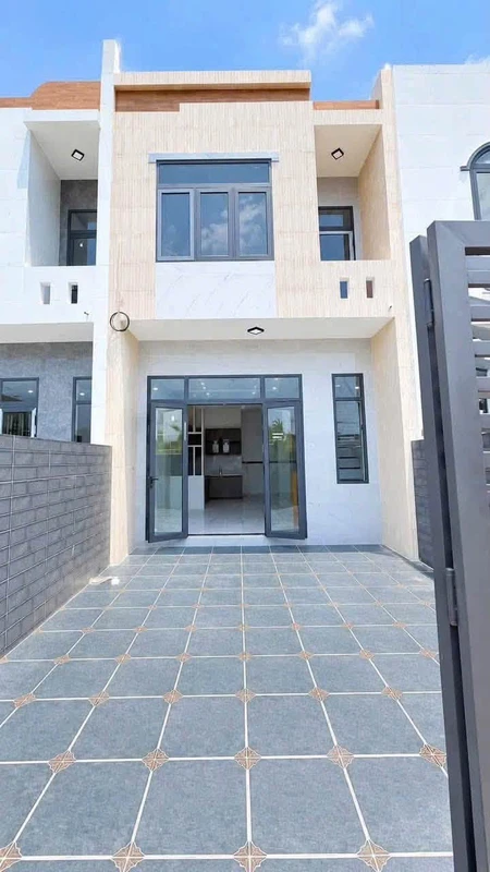 Bán nhà 1 trệt 1 lầu 50m² giá 1 tỷ 250 triệu sát KCN Chang Chun, Long Điền