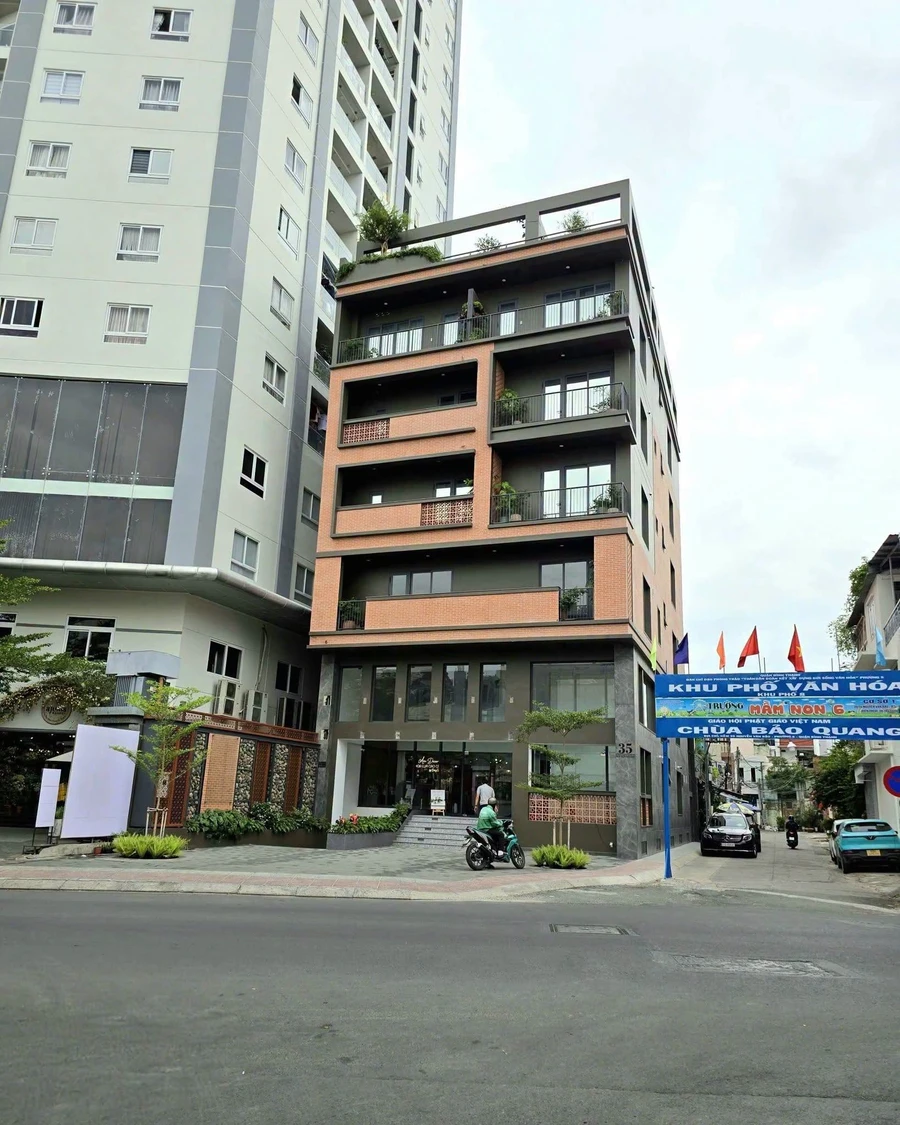 Bán nhà 105m2, 6PN, 5 tầng tại P.6 Bình Thạnh, gần Lam Sơn 2 tỷ - Ảnh 1