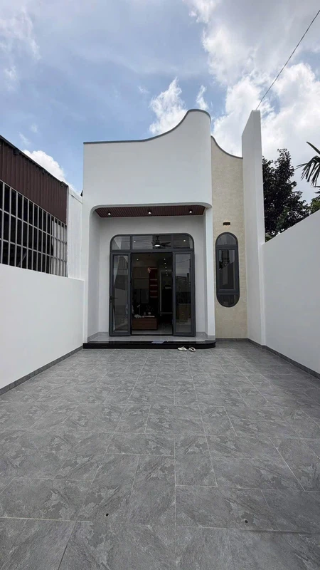 Bán lô đất 130m² Khe Cá Hà Phong giá 1 tỷ nhaphuhung