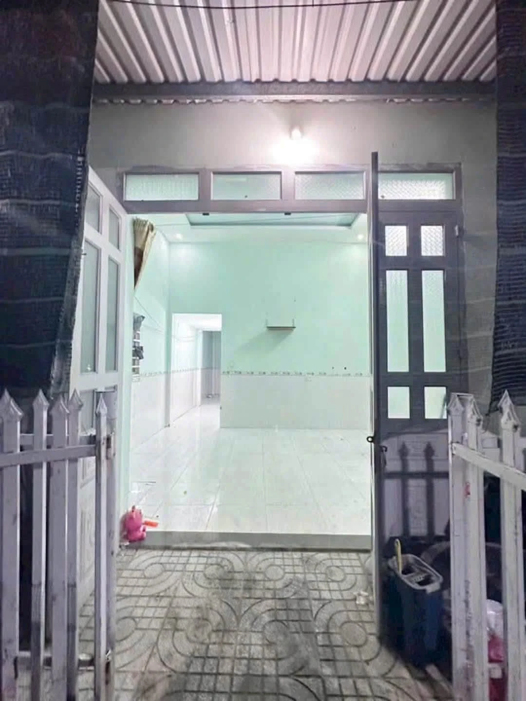 Bán nhà 2 phòng ngủ 63 m² mặt tiền 1 tỷ 90 - Ảnh 1