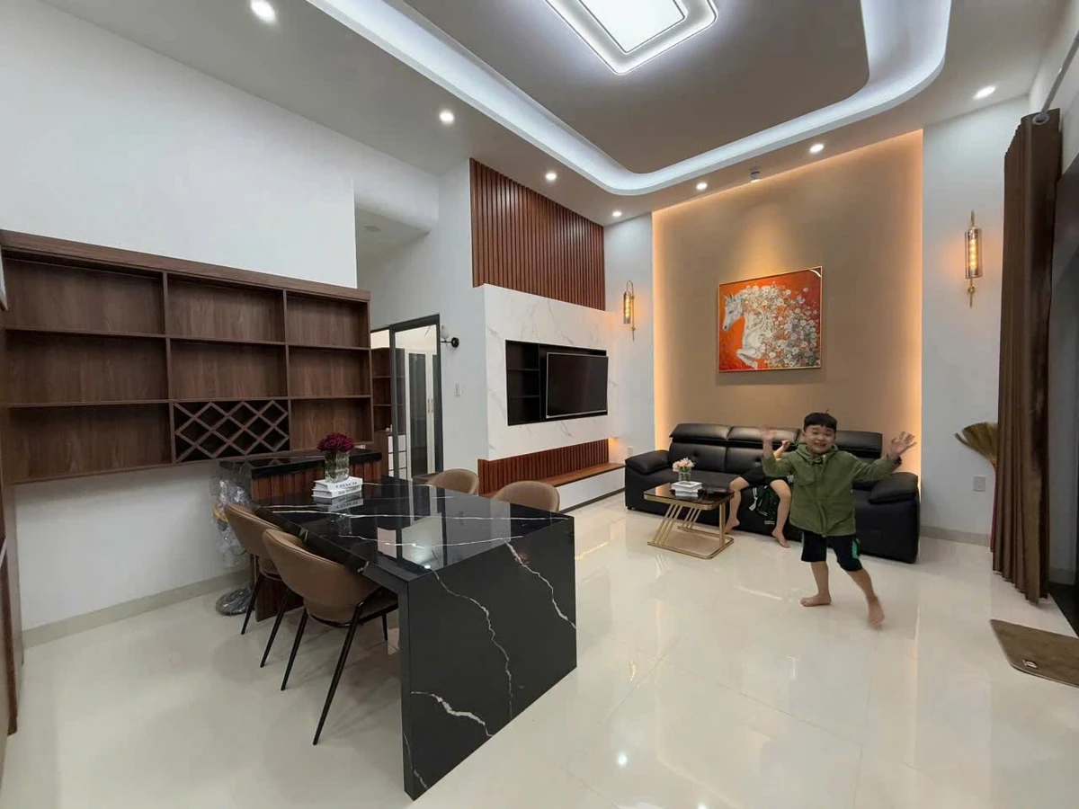 Villa mới hiện đại 73.4m² 2PN Nha Trang 3.899 tỷ - Ảnh thu nhỏ 3
